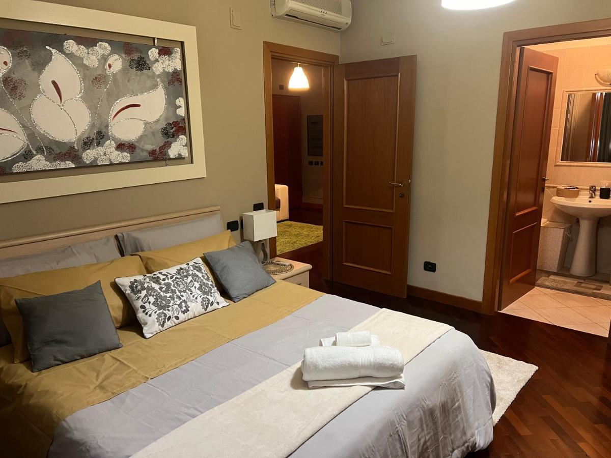 Charme & Relax - Fiera Di Roma - Fiumicino Airport Apartment Ponte Galeria Exterior photo